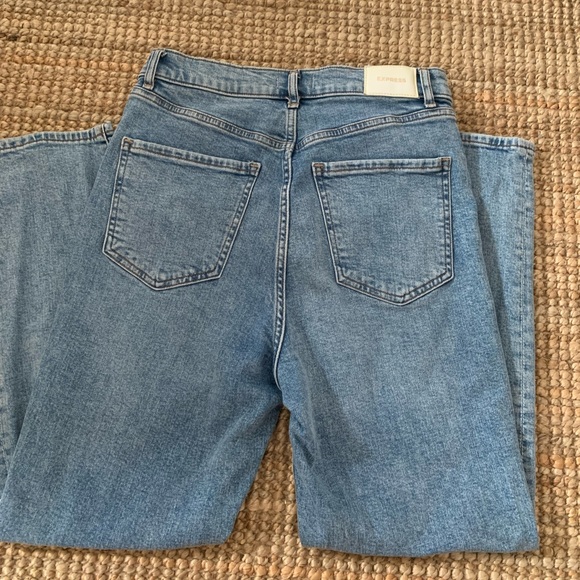 Express Mom Jean Super High Rise - Picture 3 of 5